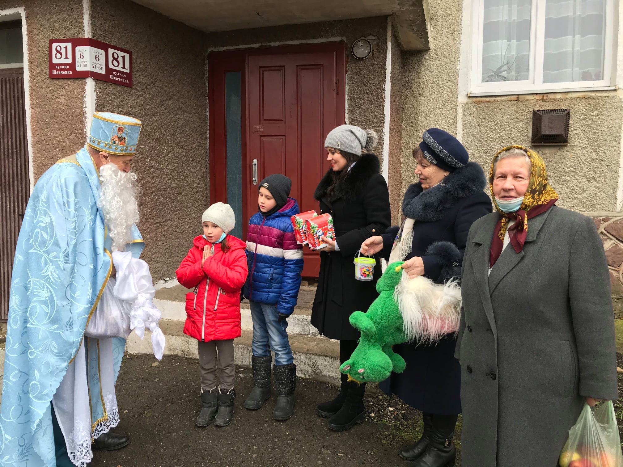 Прикарпаття: Не забули про тих, кому важко